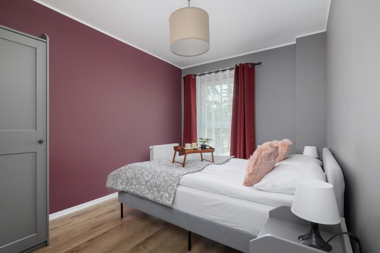 Comfy Apartment Pachonskiego With Parking In Krakow By Noclegi Renters Екстер'єр фото