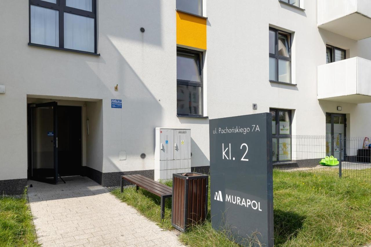 Comfy Apartment Pachonskiego With Parking In Krakow By Noclegi Renters Екстер'єр фото